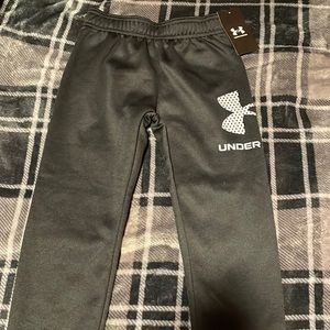 Size 5 Under Armour Pants